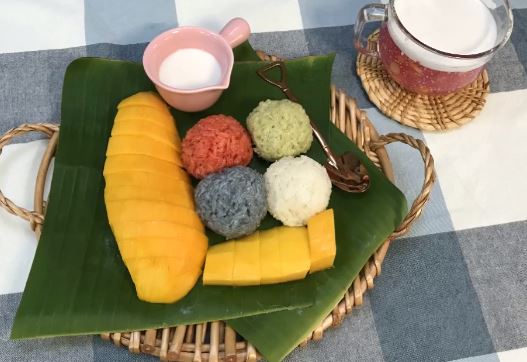 Thai mango sticky rice. (Photo/Provided by Banqiao New Immigrant Family Service Center of New Taipei City)